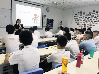 高考低分考生怎么辦？如何選擇合適的學(xué)校？