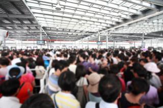 大學(xué)生就業(yè)參考：80%愿意從事互聯(lián)網(wǎng)行業(yè)，薪資前十崗位互聯(lián)網(wǎng)占6成